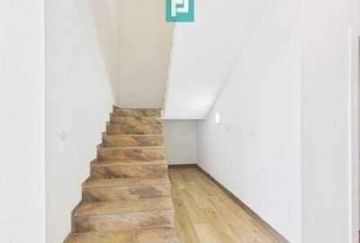 Duplex cu 5 camere cu Canalizare în Dumbrăvița - 12