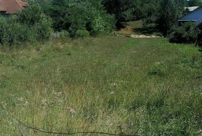 Teren de 2287 mp, în Valea - 4