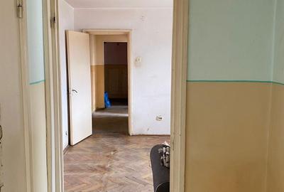 Apartament cu 3 camere semidecomandat în Mănești - 6