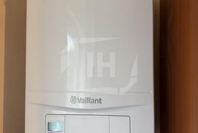 Garsoniera, etaj 1, centrala proprie pe str Fabricii - 6