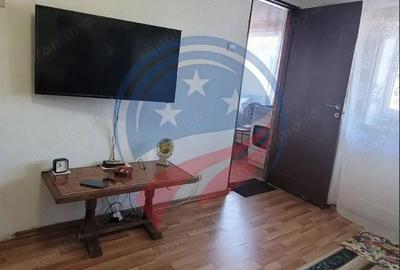 Garsonieră decomandată în 1 Mai