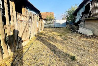 Casă cu 2 camere cu Teren 1603 Mp în Ianoșda