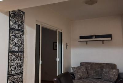 Apartament cu 2 camere decomandat în Mazepa 1