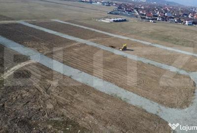 Teren de 19700 mp, în Primăverii