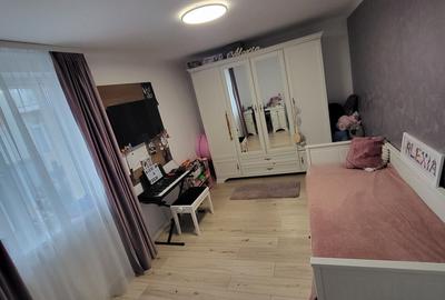 Casă cu 3 camere în Sânmartin