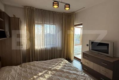 Apartament cu 3 camere, decomandat, 70 mp, etaj 2 - 4