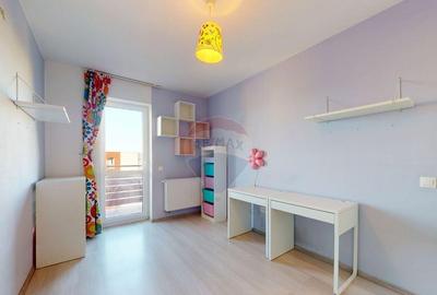Apartament cu 3 camere decomandat în Avantgarden