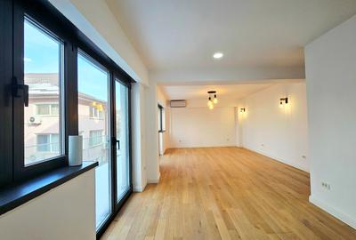 Spațiu comercial, de 726 mp, în Polonă - 9