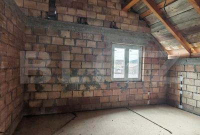 Casa la rosu de vanzare in Vulcan - Brasov - 12