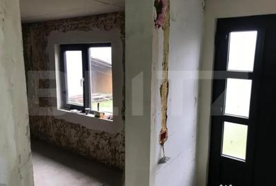 Casă cu 3 camere cu Teren 3400 Mp în Central - 8