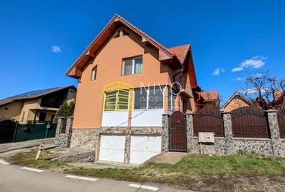 Casă singur în curte - Mureș - Cristești