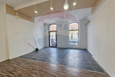Spatiu comercial - 2