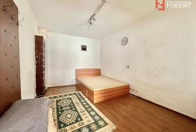 Casă individuală cu 6 camere cu Canalizare în Lipovei - 9