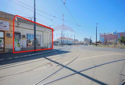 De vanzare Spatiu Comercial, Ultracentral 82.5 mpu - 2