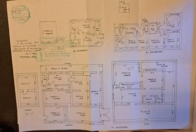 Casă cu 9 camere cu Teren 2375 Mp în Central - 4