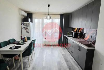 Apartament cu 3 camere decomandat, mobilat în Palazu Mare - 6