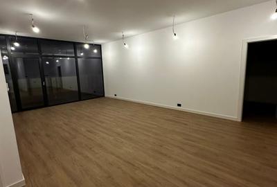 Apartament cu 4 camere decomandat în Pipera - 2