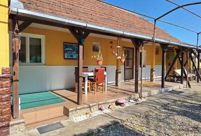 Casă cu 4 camere cu Teren 17 Mp în Tur - 1