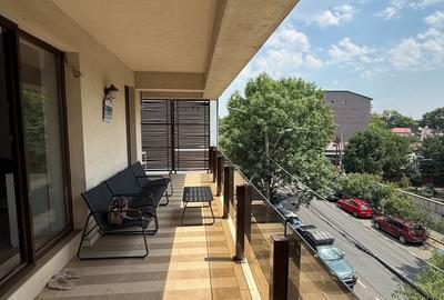 Apartament cu 2 camere decomandat, mobilat în Bucureștii Noi