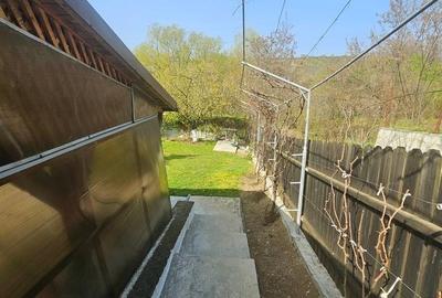 VILĂ ELEGANTĂ CU PRIVELIȘTE DEOSEBITĂ – VALENII DE MUNTE - 12