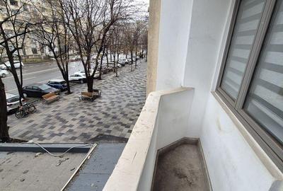 Apartament cu 3 camere, bloc 1990 - bd. Decebal piata Alb... - 6