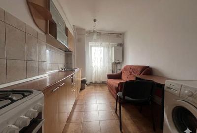 Garsonieră decomandată în Cug - 6