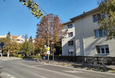 Oportunitate in inima ora?ului Ramnicu Valcea! apartament 2 camera +boxa la subsol - 1