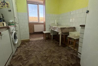 De vanzare apartament decomandat cu 2 camere in zona Dorobanti centrala proprie - 1