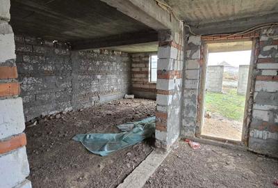 Casă cu 4 camere în Câmpu Mare - 5