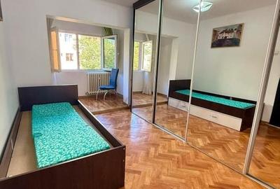 Apartament de 3 camere pe strada Scortarilor ! - 2