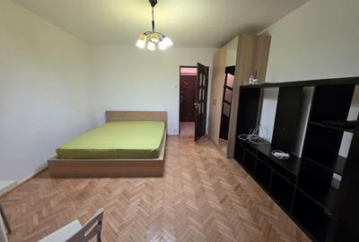 Titan, Policlinica, 10 minute metrou, pe Prisaca Dornei, bloc reabilitat - 2