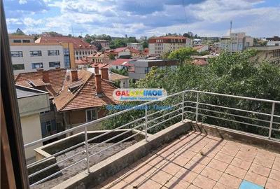 Apartament cu 3 camere decomandat în Central - 10