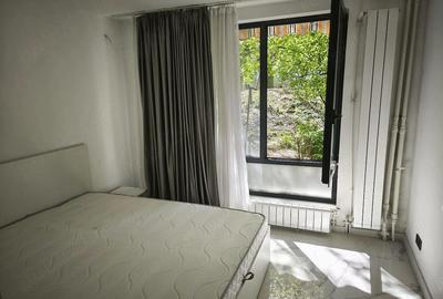 Apartament cu 2 camere semidecomandat în Brazda lui Novac