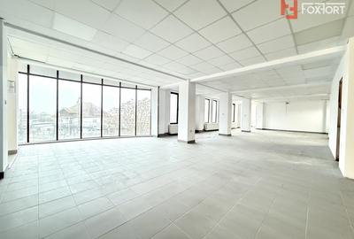 Spațiu comercial, de 550 mp, în Dâmbovița - 1