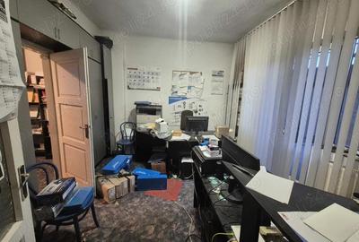 Apartament cu 3 camere decomandat în Luncă