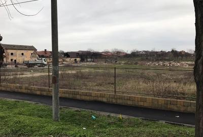 Teren de 3840 mp, în Central