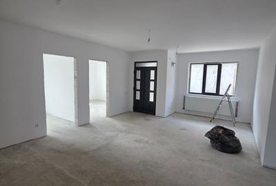 Casă cu 3 camere în Cuci - 1