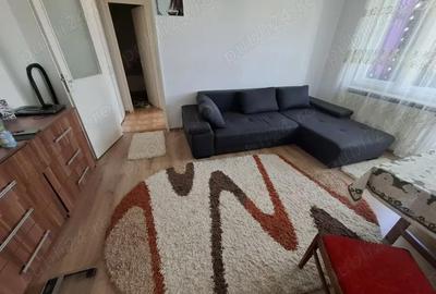 Cartier Sasar ap. 2 camere, semidecomandat, cu balcon