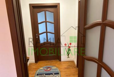 Casă cu 5 camere cu Teren 300 Mp în Cristian - 14