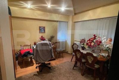 Apartament cu 4 camere , 79 mp, zona Micro 17 - 5