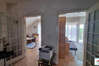 Casă cu 7 camere cu Teren 1717 Mp în Bercu Roșu