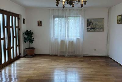 Casă cu 4 camere decomandat cu Teren 900 Mp în Central - 15