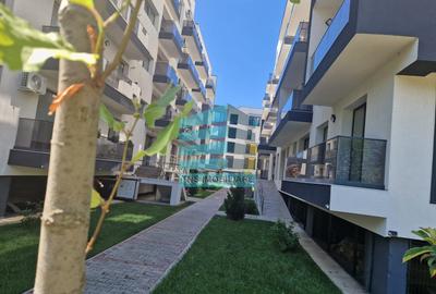 Apartament cu 3 camere decomandat în Titan - 2