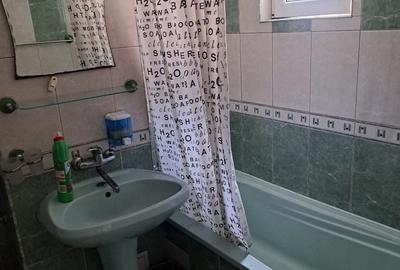 Apartament cu 3 camere semidecomandat în Careiului - 5