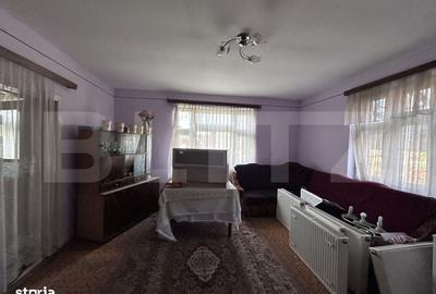 Casă cu 4 camere în Șanț