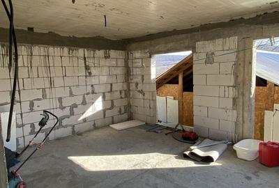 Casă cu 4 camere în Valea Mare - 4