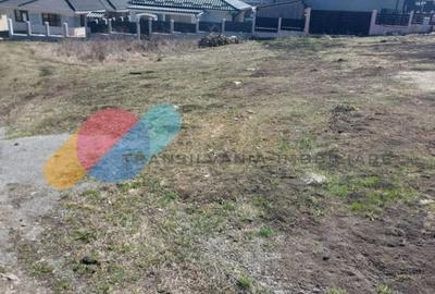 Teren Construcții intravilan de 500 mp, în Chinteni - 3