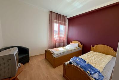 Casă cu 8 camere cu Teren 506 Mp în Sânmartin - 11