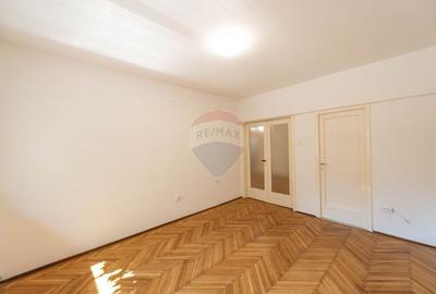 Apartament cu 3 camere decomandat în Foișorul de Foc - 2