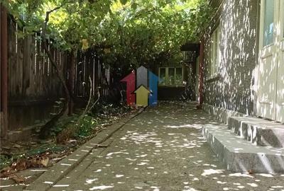 Casă cu 4 camere cu Teren 235 Mp în Central - 5